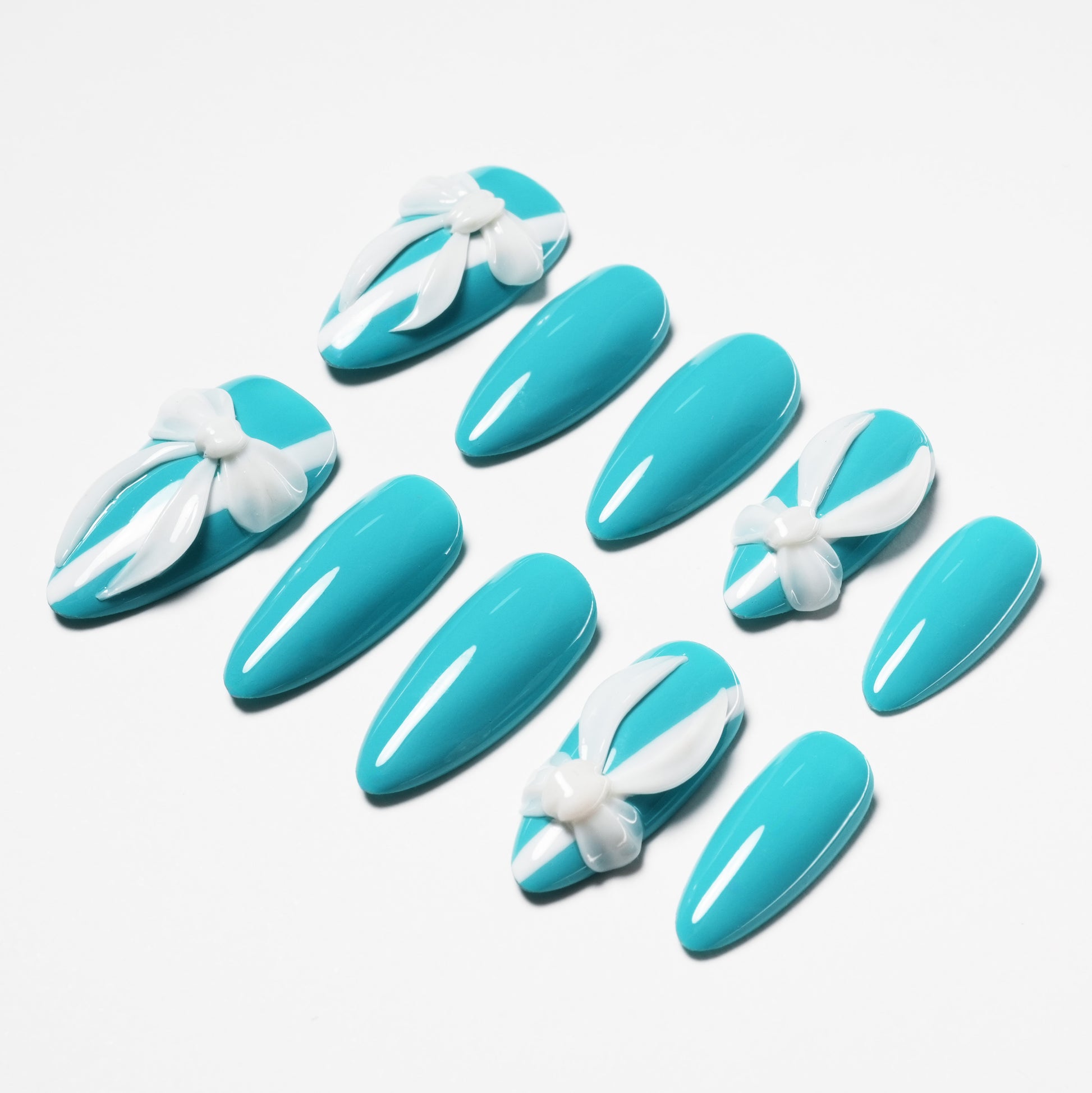 Blue Ribbon (Almond).