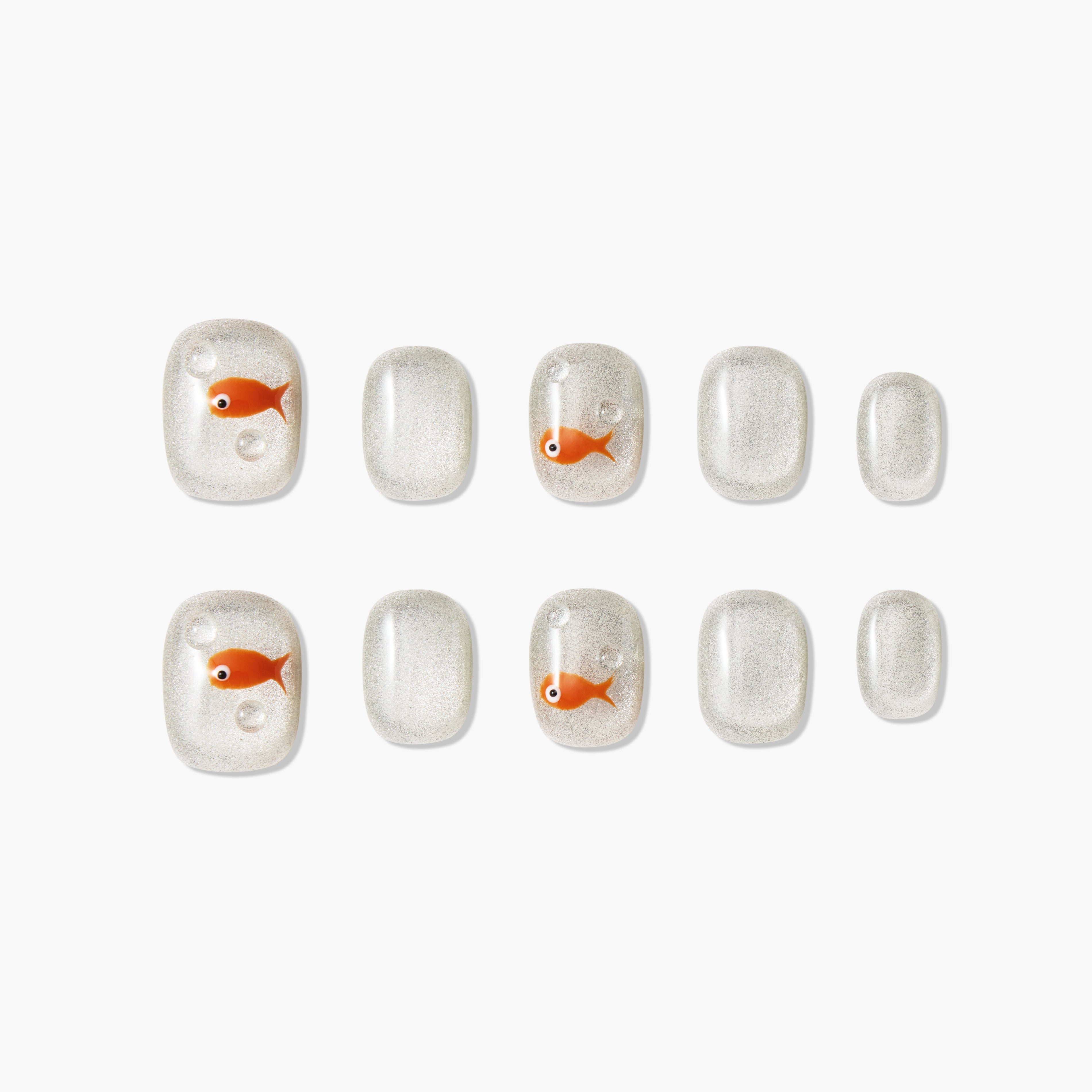 Sparkling Goldfish - Emily’s Nail