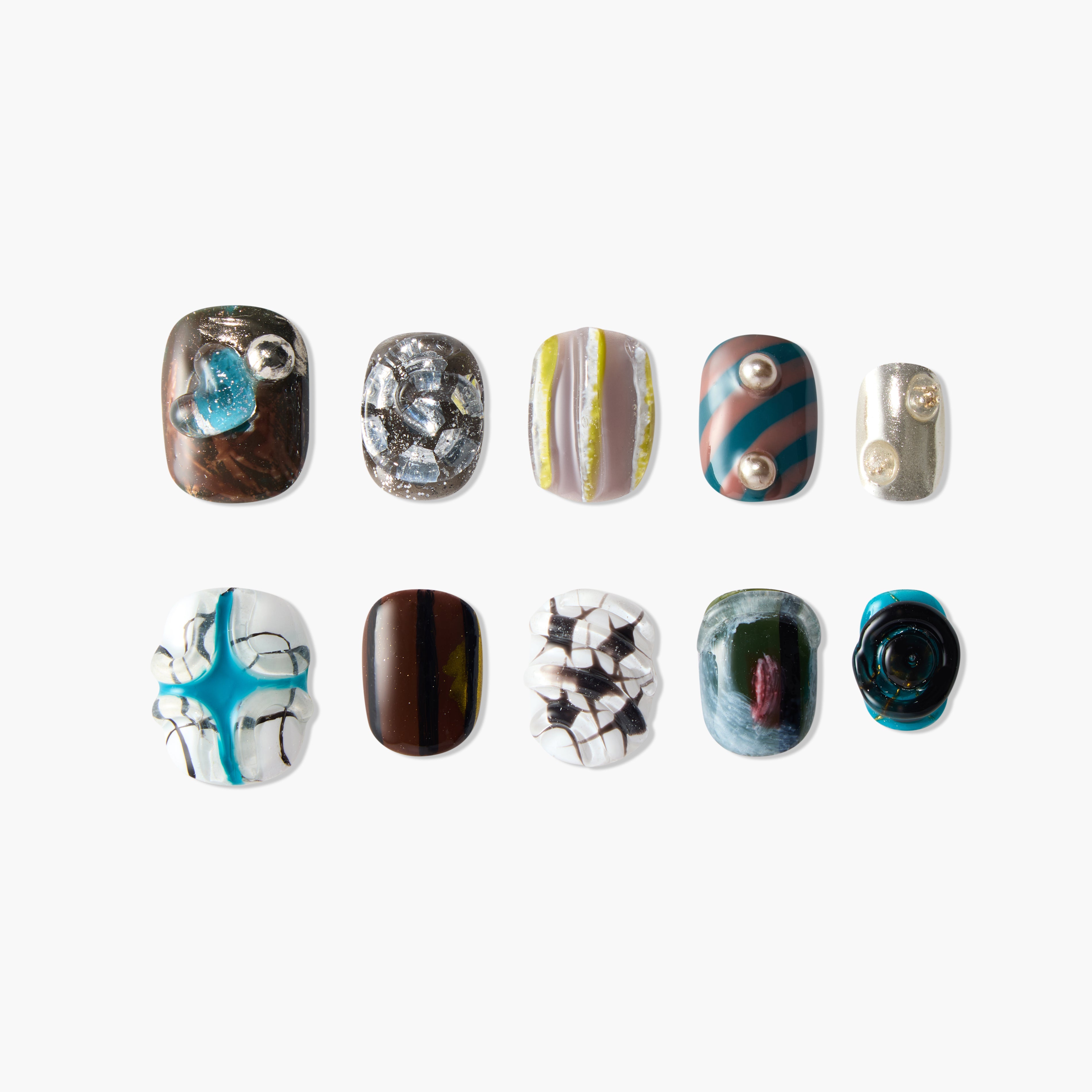 Cyber Mirage - Emily’s Nail