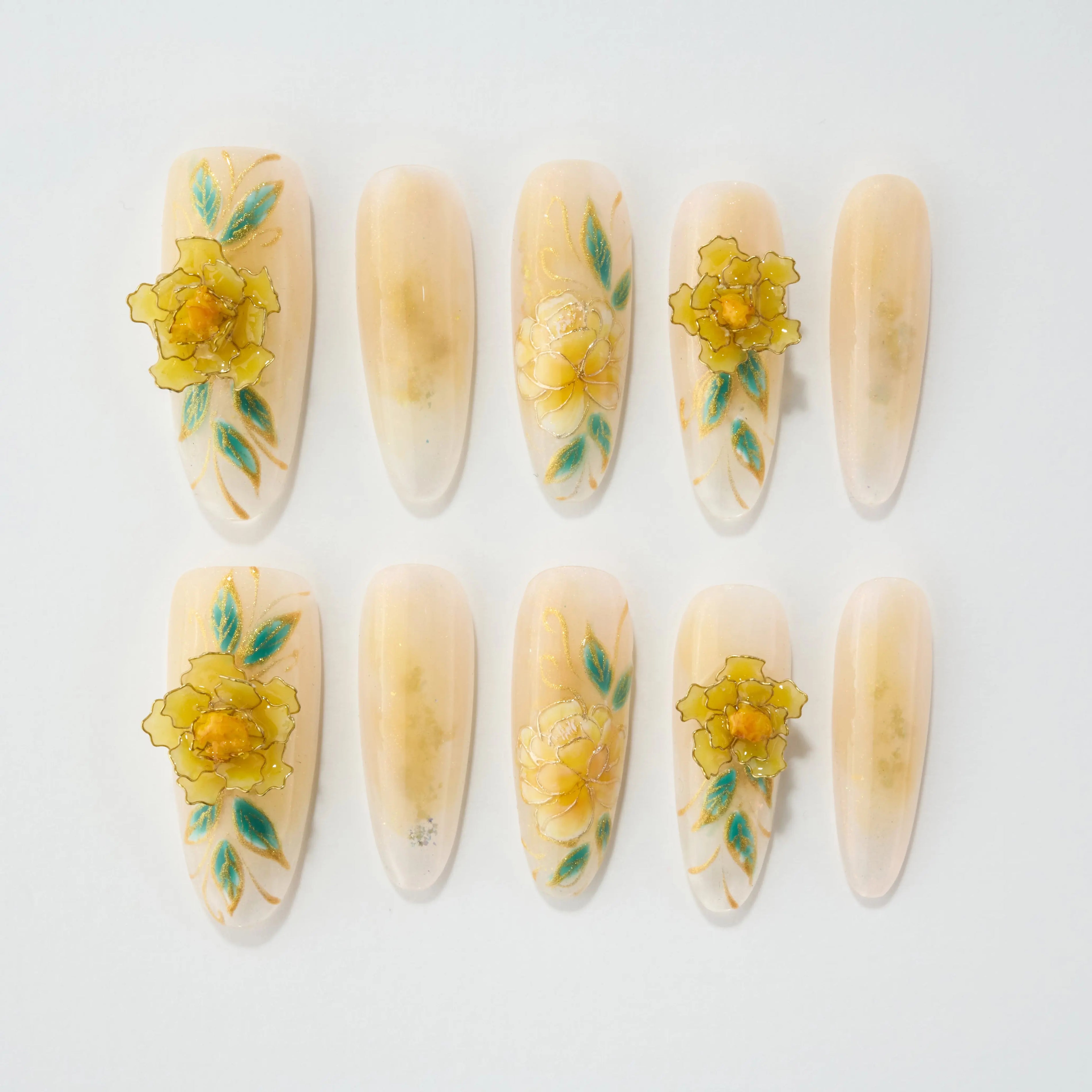 Golden Blossom Elegance Emily’s Nail