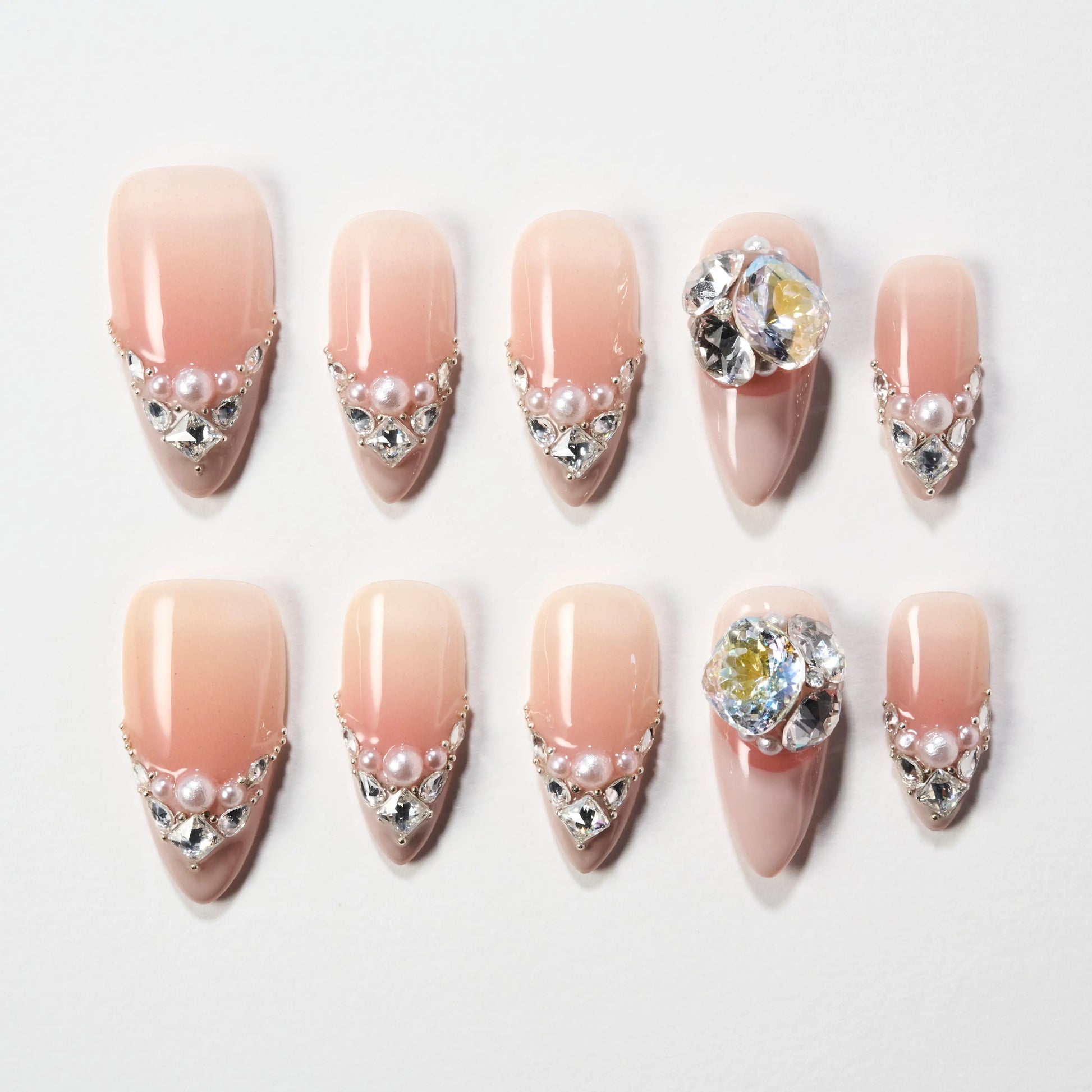 Queen’s Crown Emily’s Nail