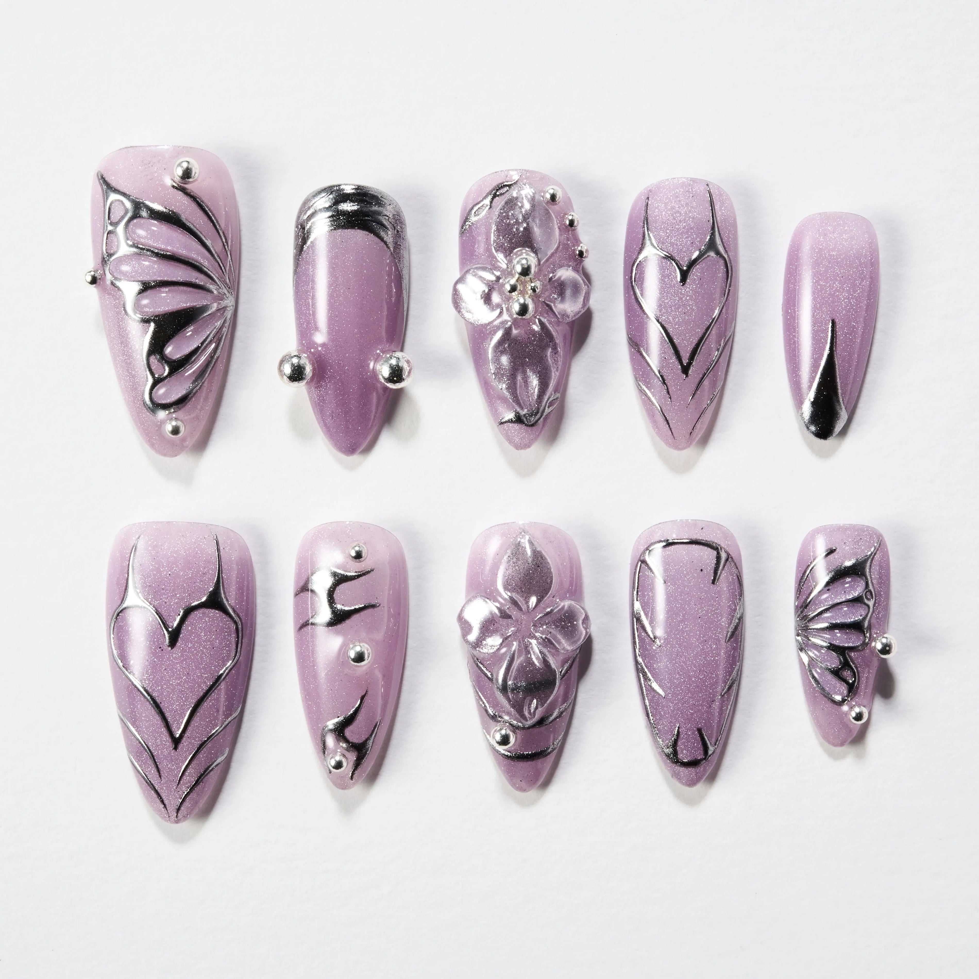 Silver Lush Elegance (Almond) Emily’s Nail