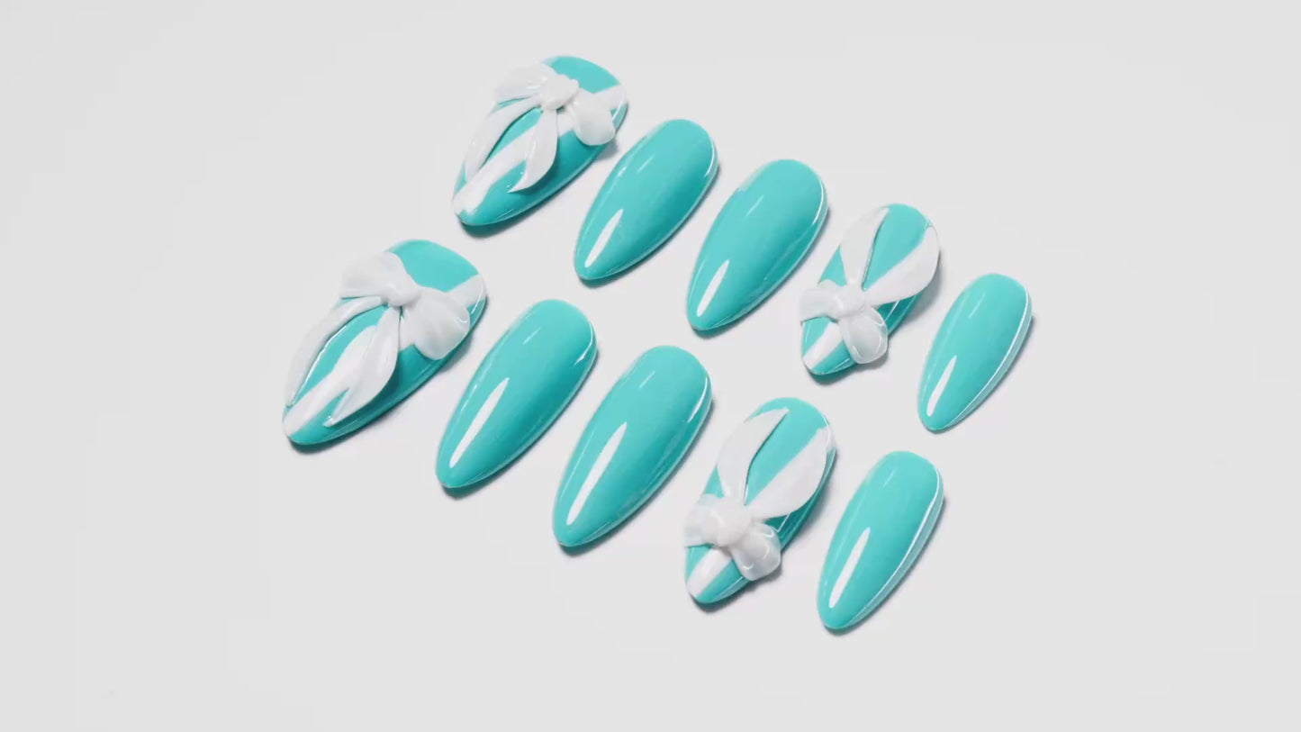 Blue Ribbon (Almond)